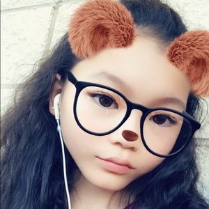 Meet your Posher, Denise